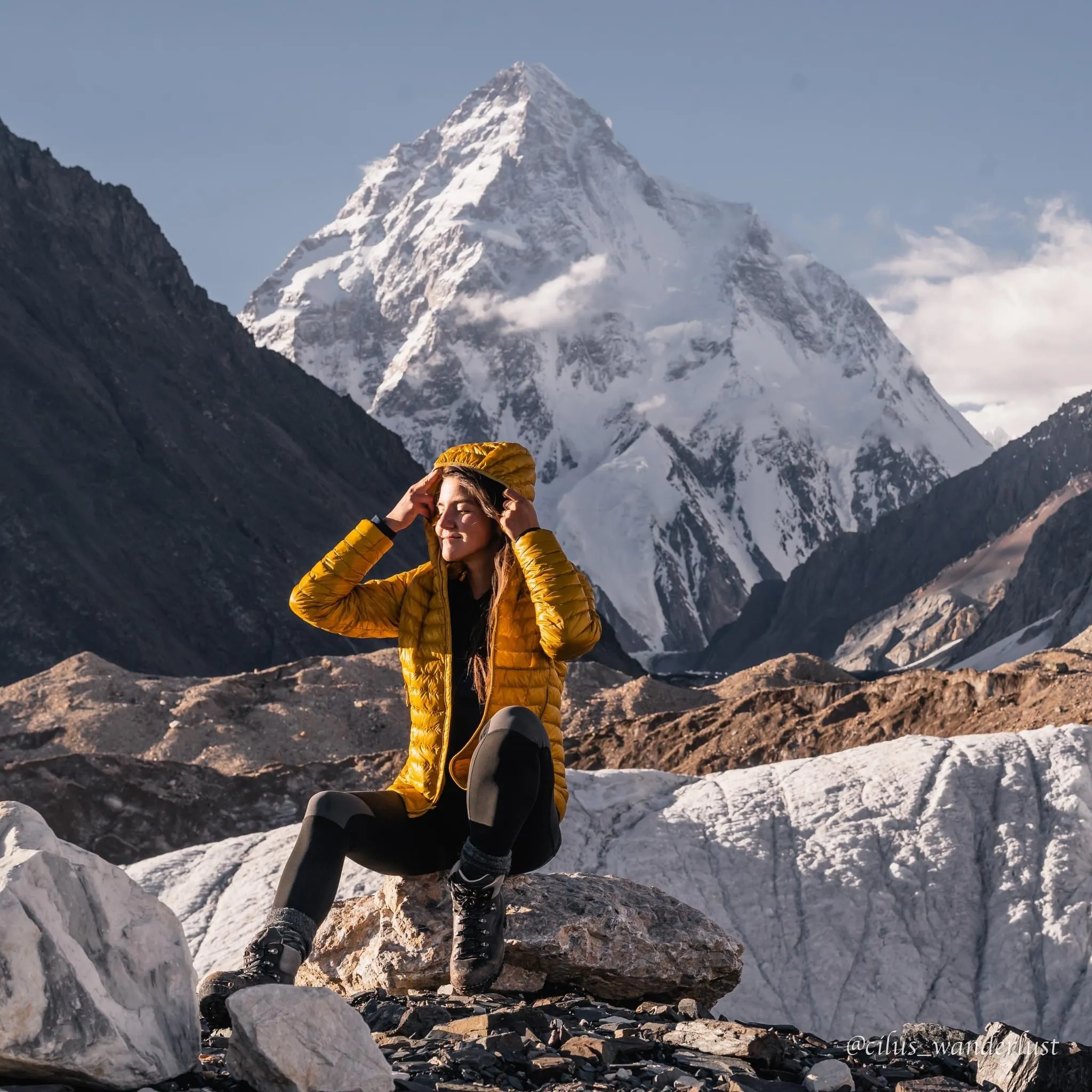 Mountain Expedition Scenery - Pakistan Trekking