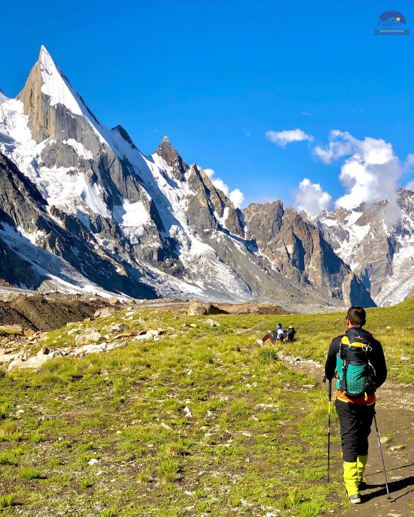 Thalle La Alpine Pass Trek